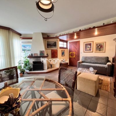Cobertura com 176m², 3 quartos (sendo 1 suíte), 2 garagens, no bairro Trindade em Florianópolis