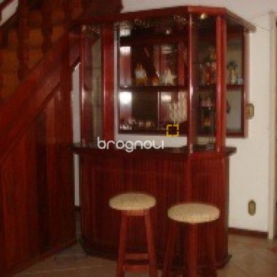 Casa com 400m², 7 quartos (sendo 3 suítes), 5 garagens, no bairro Canasvieiras em Florianópolis