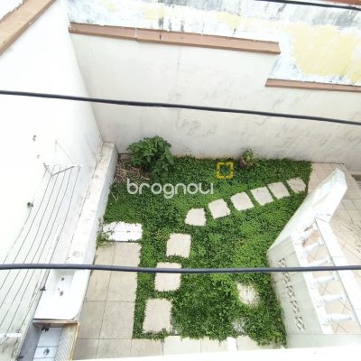 Casa com 269m², 10 quartos (sendo 2 suítes), 2 garagens, no bairro Pantanal em Florianópolis