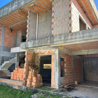Terreno com 200m², no bairro Pântano do Sul em Florianópolis
