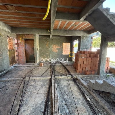 Terreno com 200m², no bairro Pântano do Sul em Florianópolis
