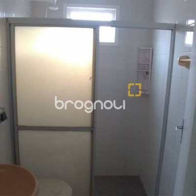 Casa com 176m², 4 quartos (sendo 1 suíte), 2 garagens, no bairro Pantanal em Florianópolis