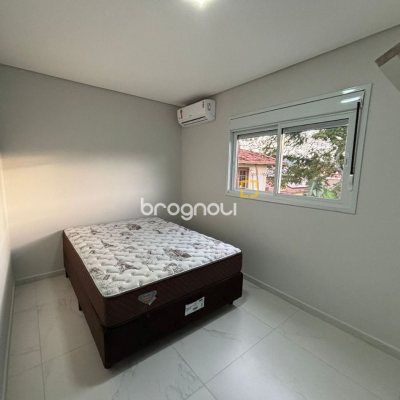 Casa com 110m², 3 quartos (sendo 1 suíte), 2 garagens, no bairro Ingleses em Florianópolis