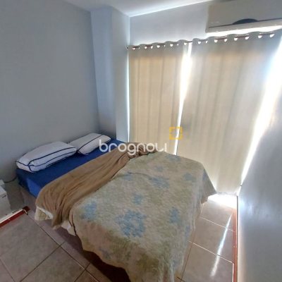 Casa com 300m², 4 quartos (sendo 2 suítes), 3 garagens, no bairro Sertão do Maruim em São José