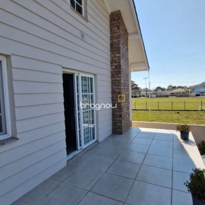 Casa de Condomínio com 172m², 2 quartos (sendo 1 suíte), 3 garagens, no bairro Vargem Grande em Florianópolis
