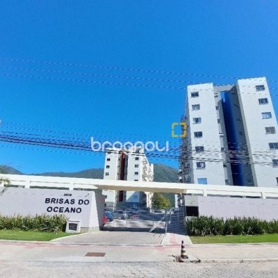 Apartamento com 49m², 2 quartos, 1 garagem, no bairro Praia de Fora em Palhoça