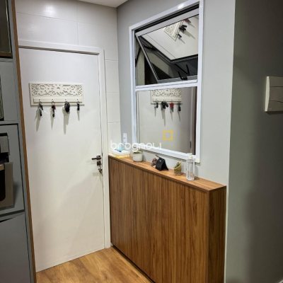 Apartamento com 49m², 2 quartos, 1 garagem, no bairro Praia de Fora em Palhoça