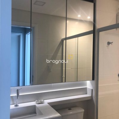 Apartamento com 49m², 2 quartos, 1 garagem, no bairro Praia de Fora em Palhoça