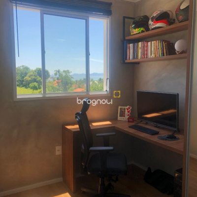 Apartamento com 49m², 2 quartos, 1 garagem, no bairro Praia de Fora em Palhoça