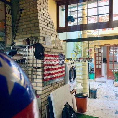 Casa com 157m², 4 quartos, 1 garagem, no bairro Armação em Florianópolis