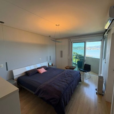 Apartamento com 299m², 4 quartos (sendo 4 suítes), 3 garagens, no bairro Coqueiros em Florianópolis
