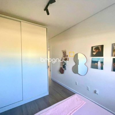 Casa com 141m², 3 quartos (sendo 3 suítes), 2 garagens, no bairro Ingleses em Florianópolis