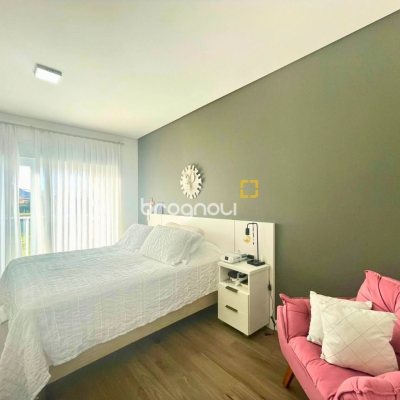 Casa com 141m², 3 quartos (sendo 3 suítes), 2 garagens, no bairro Ingleses em Florianópolis