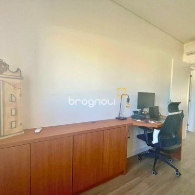 Casa com 141m², 3 quartos (sendo 3 suítes), 2 garagens, no bairro Ingleses em Florianópolis