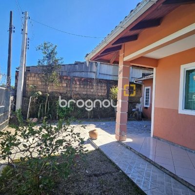 Casa com 141m², 3 quartos, 2 garagens, no bairro Campeche em Florianópolis