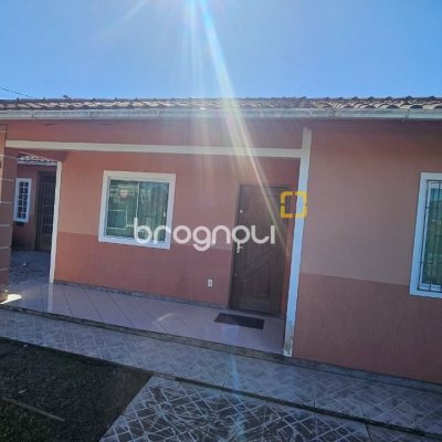 Casa com 141m², 3 quartos, 2 garagens, no bairro Campeche em Florianópolis