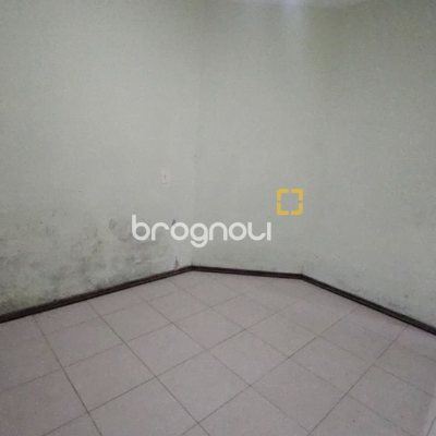 Casa com 141m², 3 quartos, 2 garagens, no bairro Campeche em Florianópolis