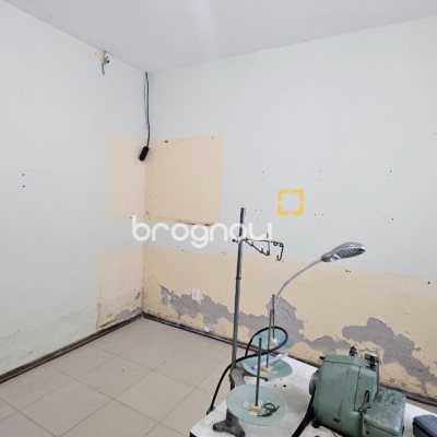 Casa com 141m², 3 quartos, 2 garagens, no bairro Campeche em Florianópolis