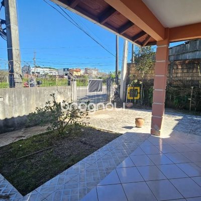 Casa com 141m², 3 quartos, 2 garagens, no bairro Campeche em Florianópolis