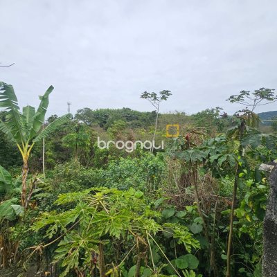 Casa com 177m², 3 quartos, 5 garagens, no bairro Bom Viver em Biguaçu