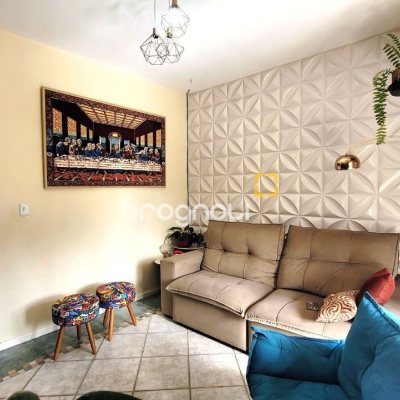 Casa com 177m², 3 quartos, 3 garagens, no bairro Bom Viver em Biguaçu