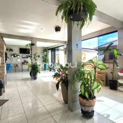 Casa com 177m², 3 quartos, 3 garagens, no bairro Bom Viver em Biguaçu
