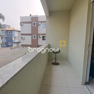 Apartamento com 98m², 2 quartos (sendo 1 suíte), 1 garagem, no bairro Ingleses em Florianópolis