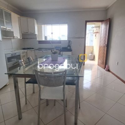 Apartamento com 98m², 2 quartos (sendo 1 suíte), 1 garagem, no bairro Ingleses em Florianópolis