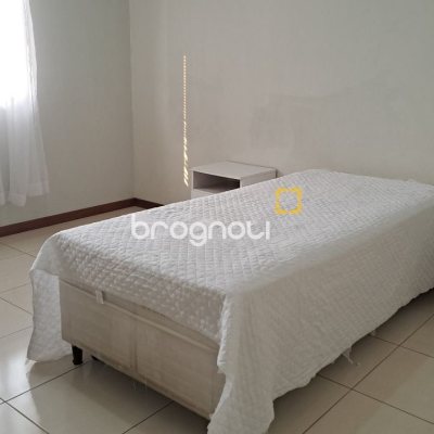 Apartamento com 98m², 2 quartos (sendo 1 suíte), 1 garagem, no bairro Ingleses em Florianópolis