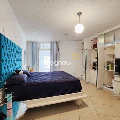 Casa com 870m², 8 quartos (sendo 8 suítes), 4 garagens, no bairro Lagoa da Conceição em Florianópolis