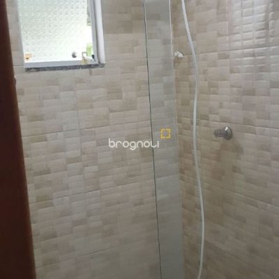 Apartamento com 60m², 2 quartos (sendo 1 suíte), 1 garagem, no bairro Ingleses em Florianópolis