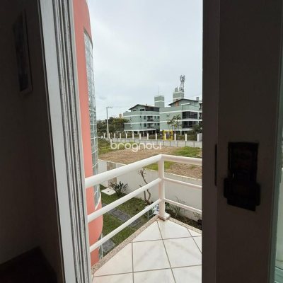 Casa com 502m², 6 quartos (sendo 3 suítes), 4 garagens, no bairro Ingleses em Florianópolis