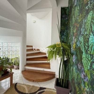 Casa com 502m², 6 quartos (sendo 3 suítes), 4 garagens, no bairro Ingleses em Florianópolis