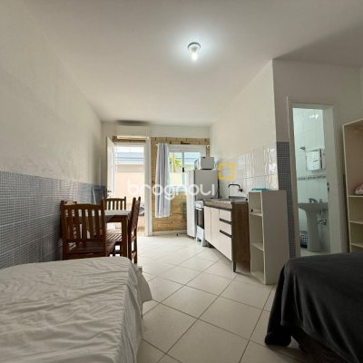 Casa com 502m², 6 quartos (sendo 3 suítes), 4 garagens, no bairro Ingleses em Florianópolis