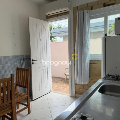 Casa com 502m², 6 quartos (sendo 3 suítes), 4 garagens, no bairro Ingleses em Florianópolis