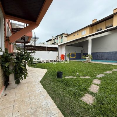 Casa com 502m², 6 quartos (sendo 3 suítes), 4 garagens, no bairro Ingleses em Florianópolis