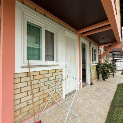 Casa com 502m², 6 quartos (sendo 3 suítes), 4 garagens, no bairro Ingleses em Florianópolis