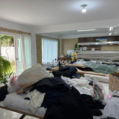Casa com 502m², 6 quartos (sendo 3 suítes), 4 garagens, no bairro Ingleses em Florianópolis