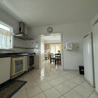 Casa com 502m², 6 quartos (sendo 3 suítes), 4 garagens, no bairro Ingleses em Florianópolis