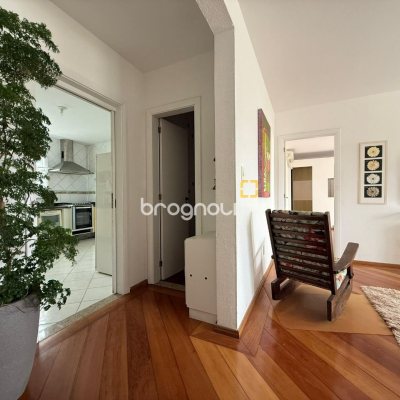 Casa com 502m², 6 quartos (sendo 3 suítes), 4 garagens, no bairro Ingleses em Florianópolis