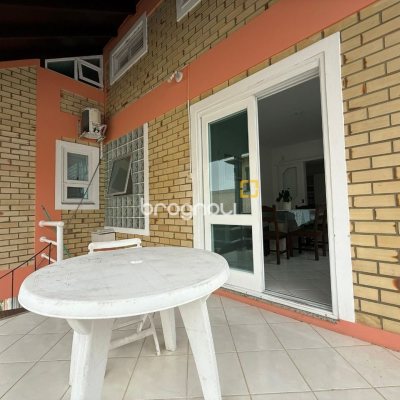 Casa com 502m², 6 quartos (sendo 3 suítes), 4 garagens, no bairro Ingleses em Florianópolis