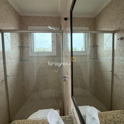 Casa com 502m², 6 quartos (sendo 3 suítes), 4 garagens, no bairro Ingleses em Florianópolis