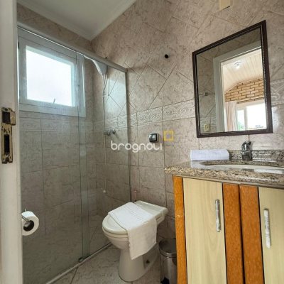 Casa com 502m², 6 quartos (sendo 3 suítes), 4 garagens, no bairro Ingleses em Florianópolis