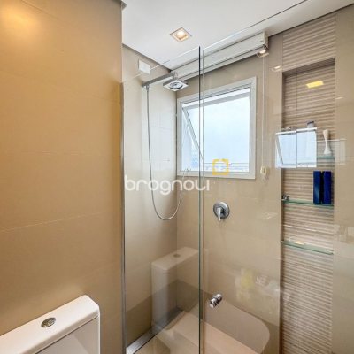 Cobertura com 175m², 3 quartos (sendo 2 suítes), 2 garagens, no bairro Estreito em Florianópolis