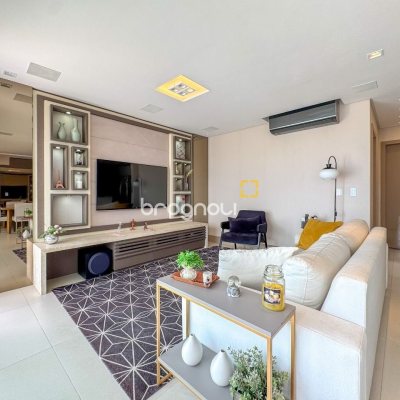Cobertura com 175m², 3 quartos (sendo 2 suítes), 2 garagens, no bairro Estreito em Florianópolis