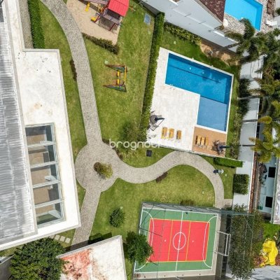 Cobertura com 175m², 3 quartos (sendo 2 suítes), 2 garagens, no bairro Estreito em Florianópolis
