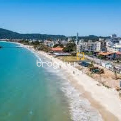 Apartamento com 60m², 1 quarto, 1 garagem, no bairro Cachoeira do Bom Jesus em Florianópolis
