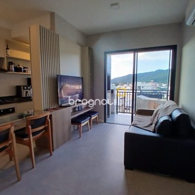 Apartamento com 60m², 1 quarto, 1 garagem, no bairro Cachoeira do Bom Jesus em Florianópolis