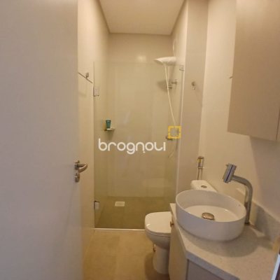 Apartamento com 60m², 1 quarto, 1 garagem, no bairro Cachoeira do Bom Jesus em Florianópolis