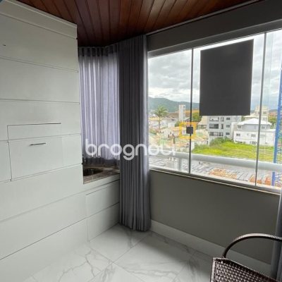 Cobertura com 86m², 2 quartos (sendo 1 suíte), 1 garagem, no bairro Ingleses em Florianópolis